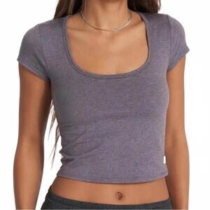 Vuori Halo Crop Top Short Sleeve Scoop Neck Baby Tee Shirt Sawyer Heather Medium